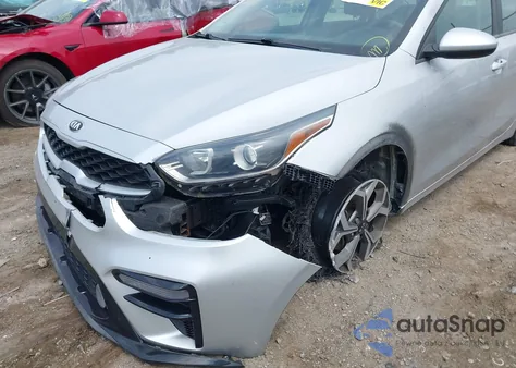 2019 Kia Forte Lxs z USA, uszkodzony, nr VIN 3KPF24AD5KE131934